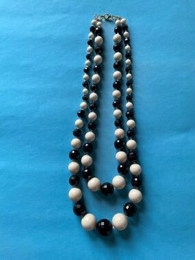 Classic Black and White Beaded Necklace - Elegant Layered Style